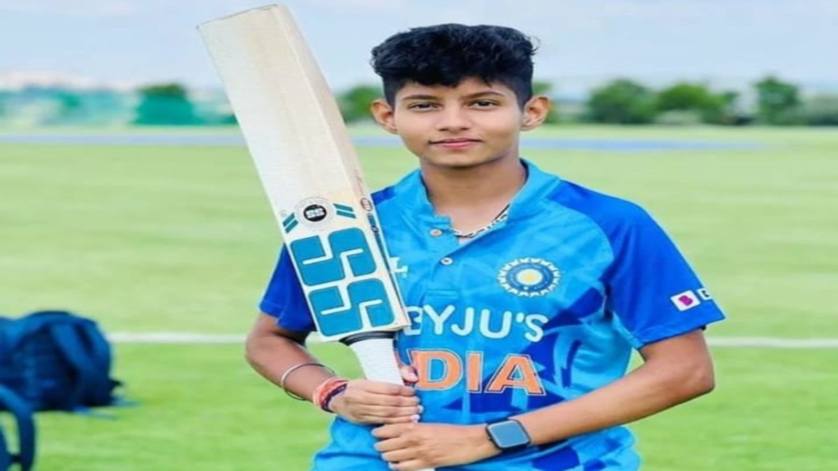 Women U19 World Cup: भोपाल की सौम्या तिवारी की साहसिक पारी से भारत ने जीता  विश्वकप सौम्या ने खेला विजयी शाट - Women U19 World Cup: India won the World  Cup with