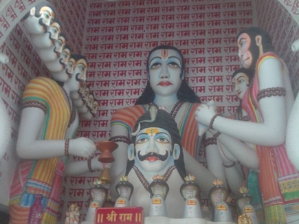 रावण का मंदिर, जहां पूजनीय हैं रामायण के सभी पात्र