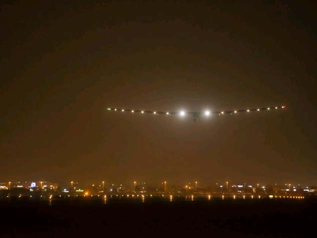 तस्वीरें : अहमदाबाद में सोलर इंपल्स-2