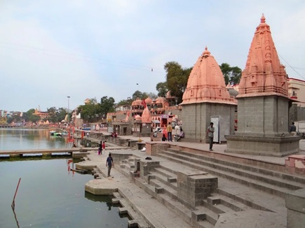 Assembly There Is No Water Bath For Pilgrims In Ujjain Ghat