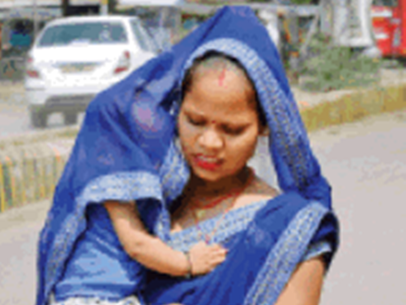 Datia News : बारिश के मौसम में भी निकल रही तेज धूप, तापमान में हुई ...