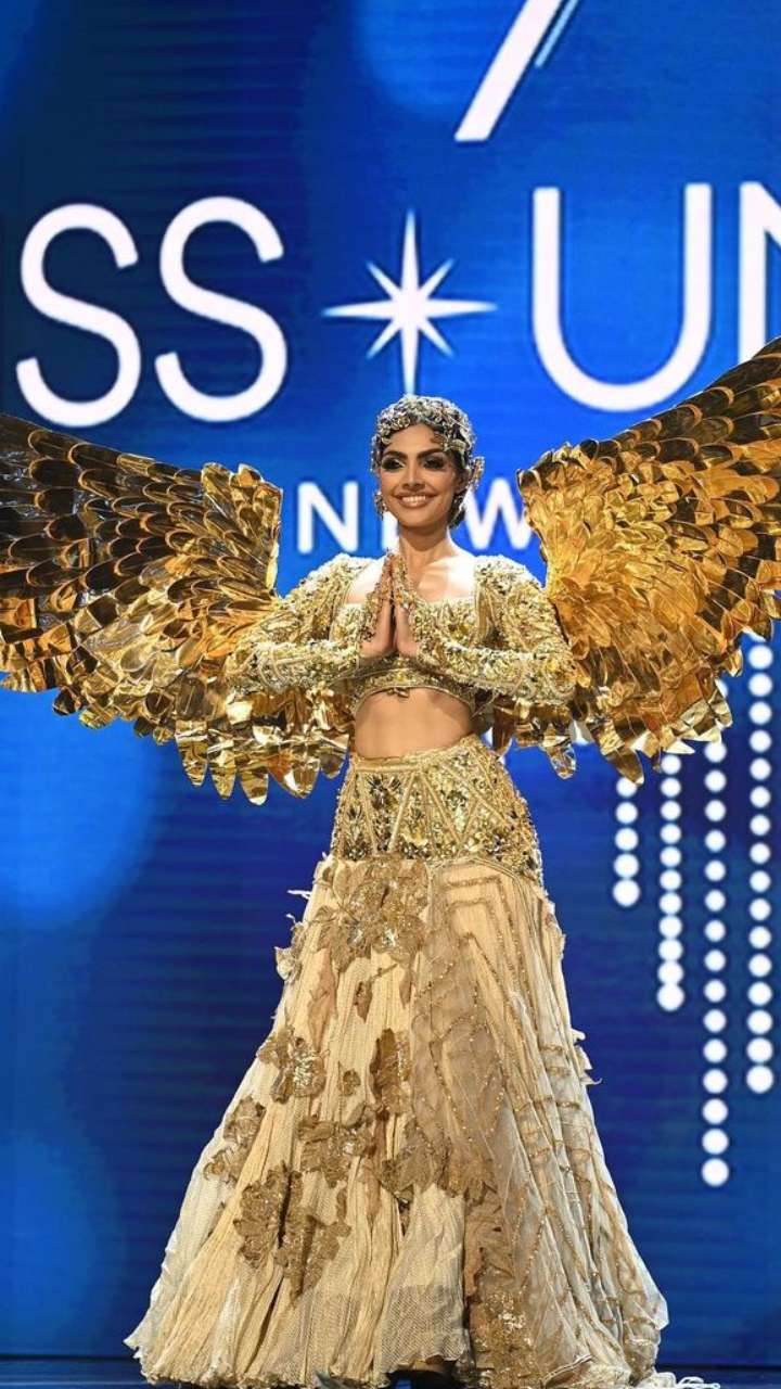 Miss Universe 2023: सोने की चिड़िया बन दिविता राय ने इंडिया को किया रिप्रेजेंट