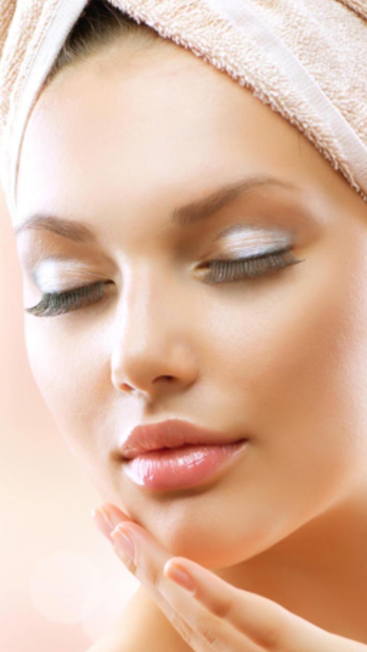 Use These 6 Types Of Oil To Brighten Face In A Week