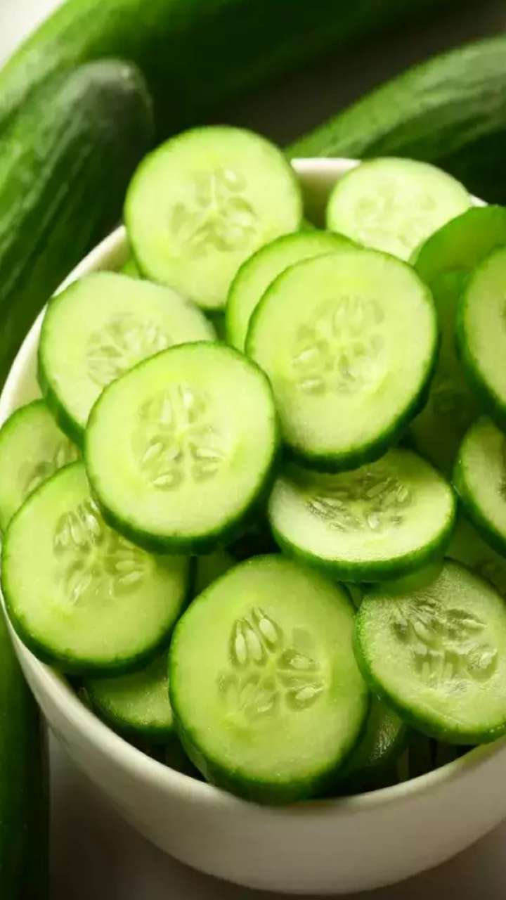 Cucumber For Skin: ग्लोइंग चेहरे के लिए इन 5 तरीकों से करें खीरे का यूज
