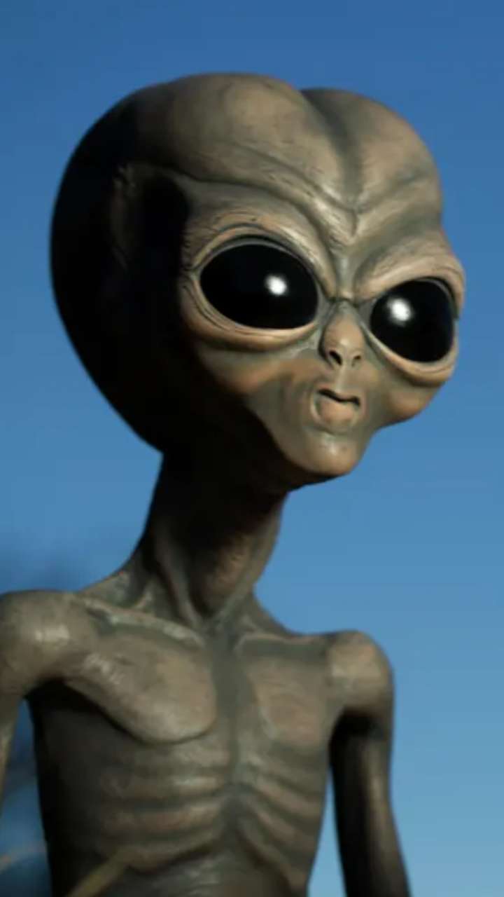 UFO Alien पर अमेरिकी रक्षा मुख्यालय ने किया बड़ा खुलासा