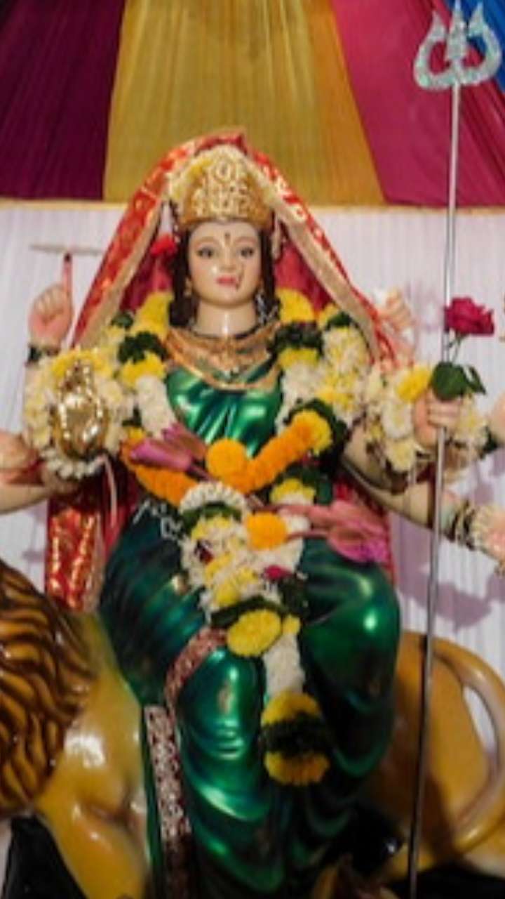 Chaitra Navratri में घर ले आएं ये शुभ चीजें, होगी तरक्की