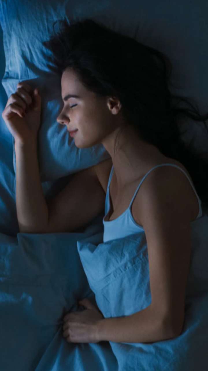 रात में सोने से पहले करें ये काम, चमक उठेगा भाग्य
