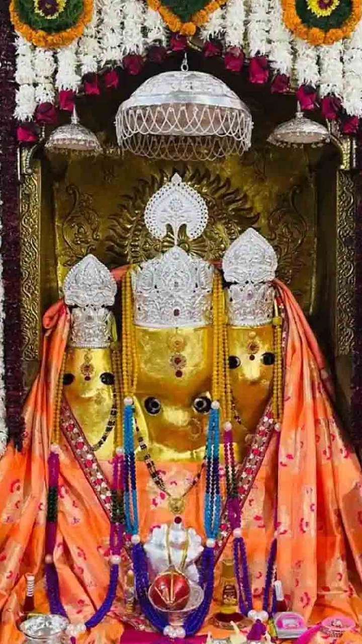 Maa Baglamukhi Mandir - माँ बगलामुखी शान्ति, समृद्धि तथा धर्म पर आघात करने  वाली राक्षसी शक्तियों का विनाश करतीं हैं। | Facebook